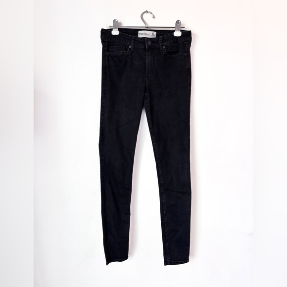 Abercrombie & Fitch Denim - Abercrombie & Fitch Super Skinny Jeans Dark Wash Size 6 Long